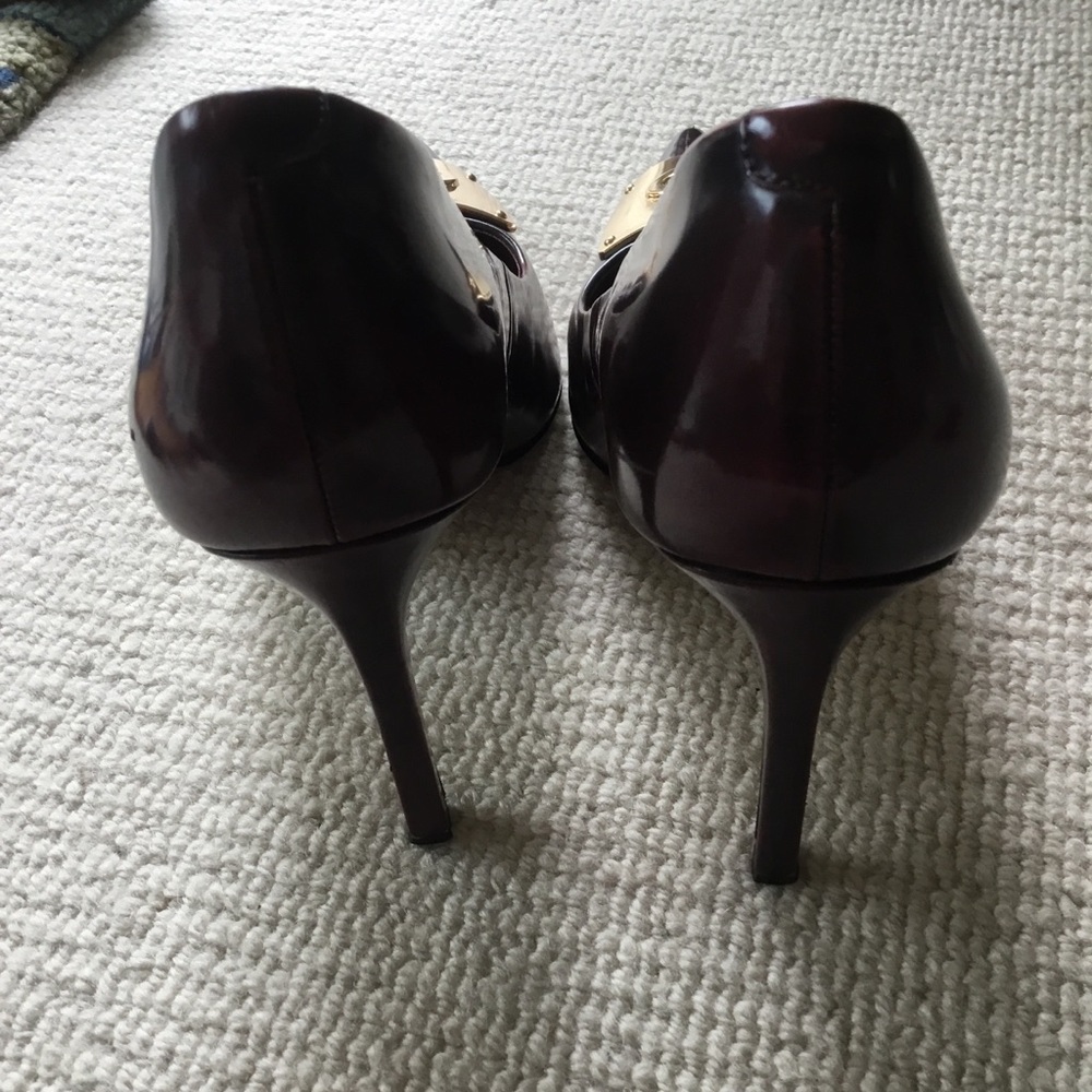 Coach Burgundy Patent Pointed-Toe Pumps with Gold Toe Plate - Picture 3 of 13